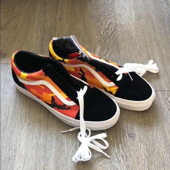 Vans Shoes - Old Skool Vans Pop Camo